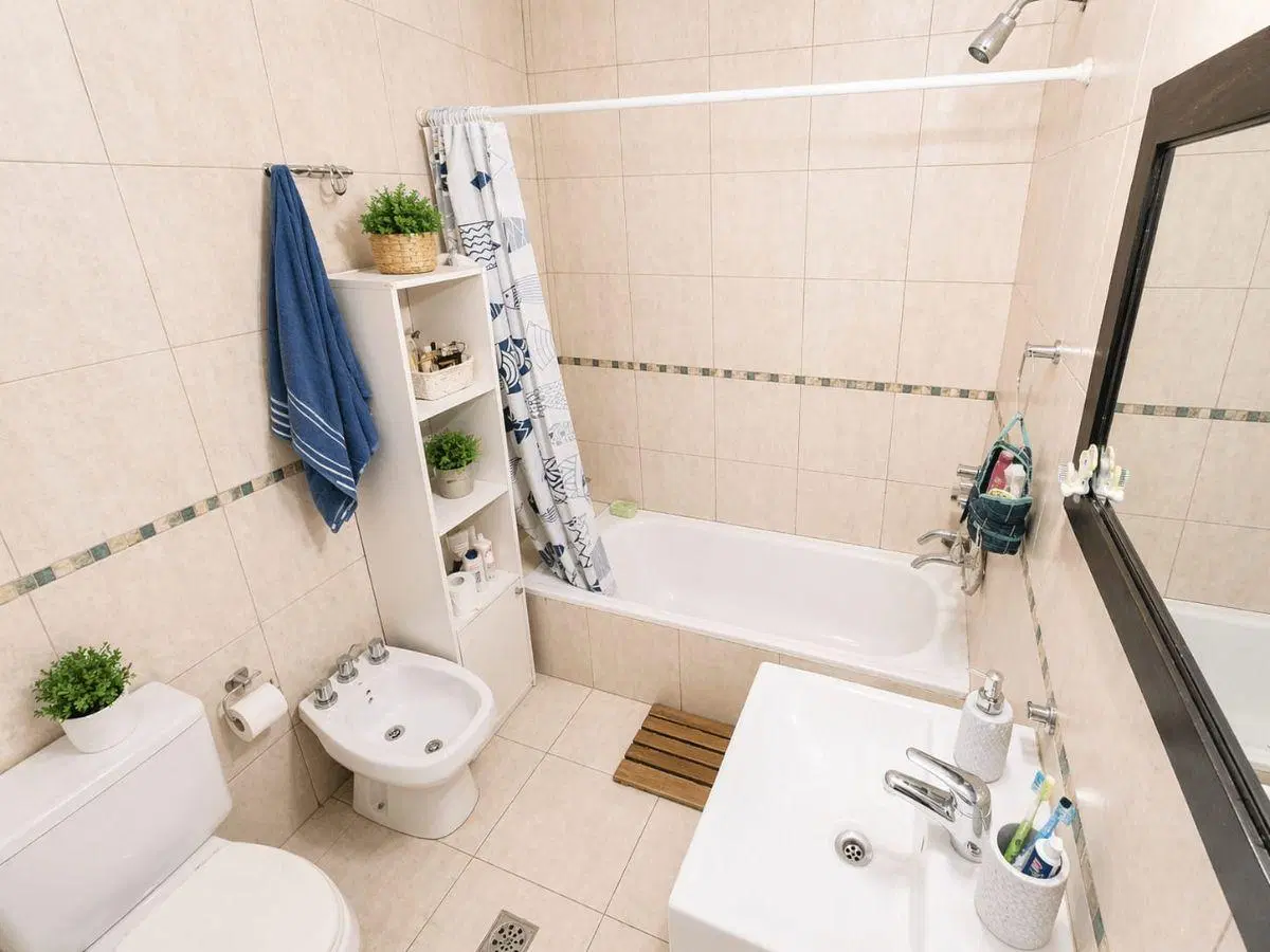 Casa con 2 dormitorios en venta en Avellaneda 2