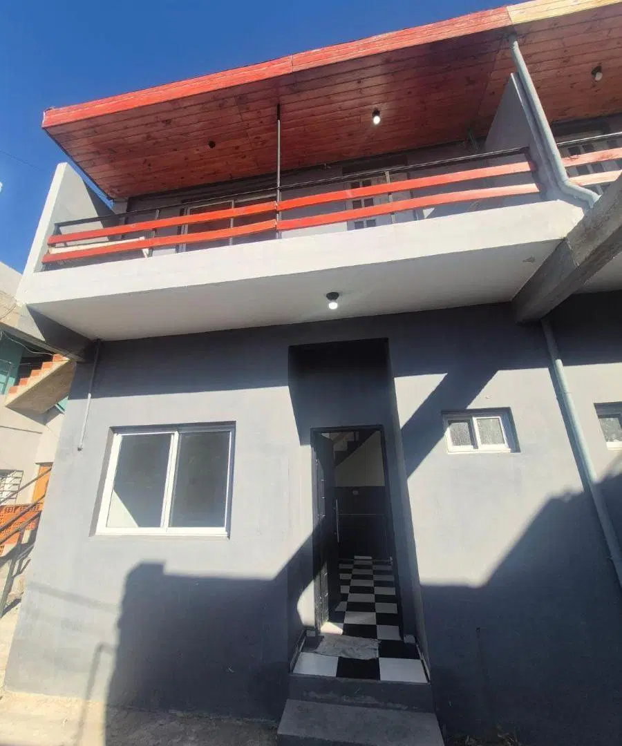 LOTE DE 500 m2 CON 6 DEPARTAMENTOS, IDEAL INVERSOR, FLORENCIO VARELA 8