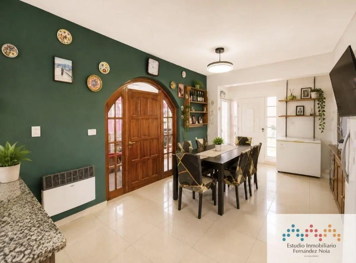IDEAL INVERSIONISTA, CASA 4 AMBIENTES, MAS DEPTOS EN 2 PISOS EN BERAZATEGUI 3