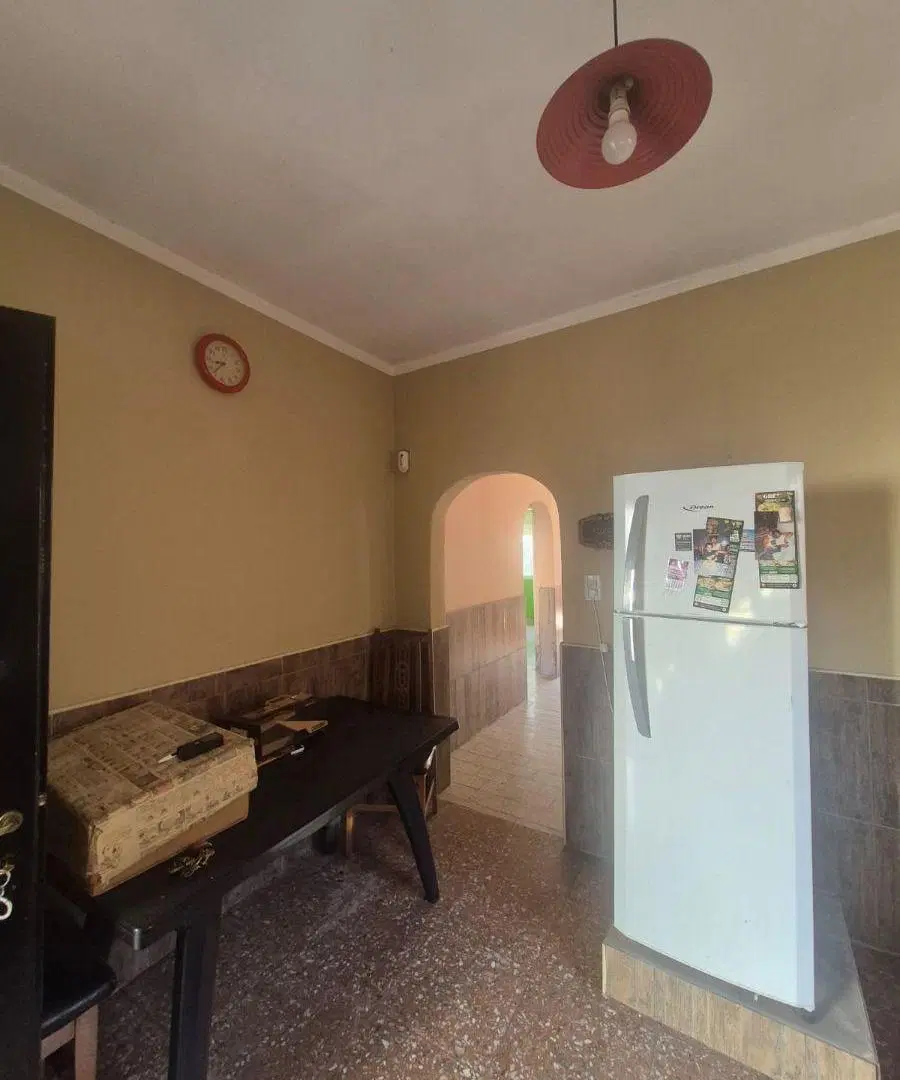 CASA 3 AMBIENTES en venta CON COCHERA Y PATIO en Llavallol 2