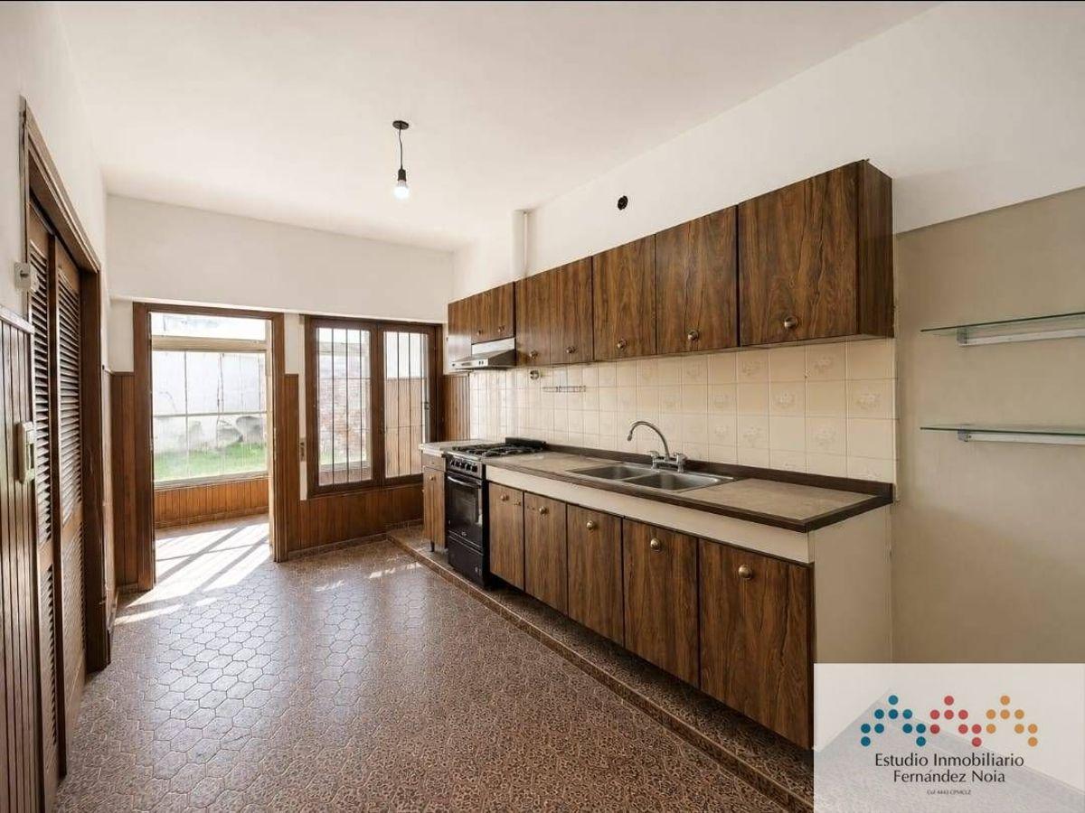 Foto de Casa en venta en Llavallol, con 2 dormitorios., imagen 2