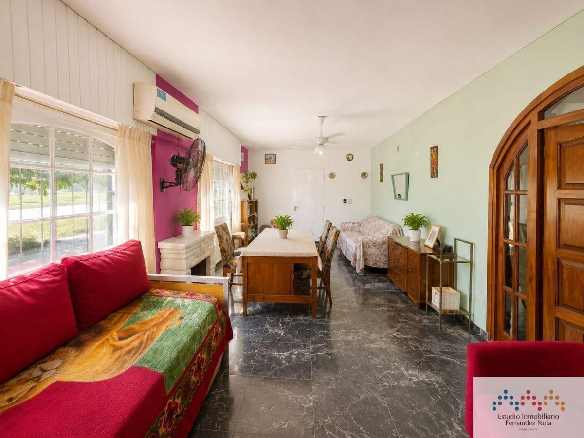 Foto de Casa en venta c/ cochera en Berazategui, imagen 4