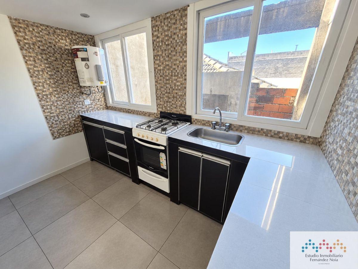 Foto de Departamento en alquiler en Lanús Oeste, imagen 1