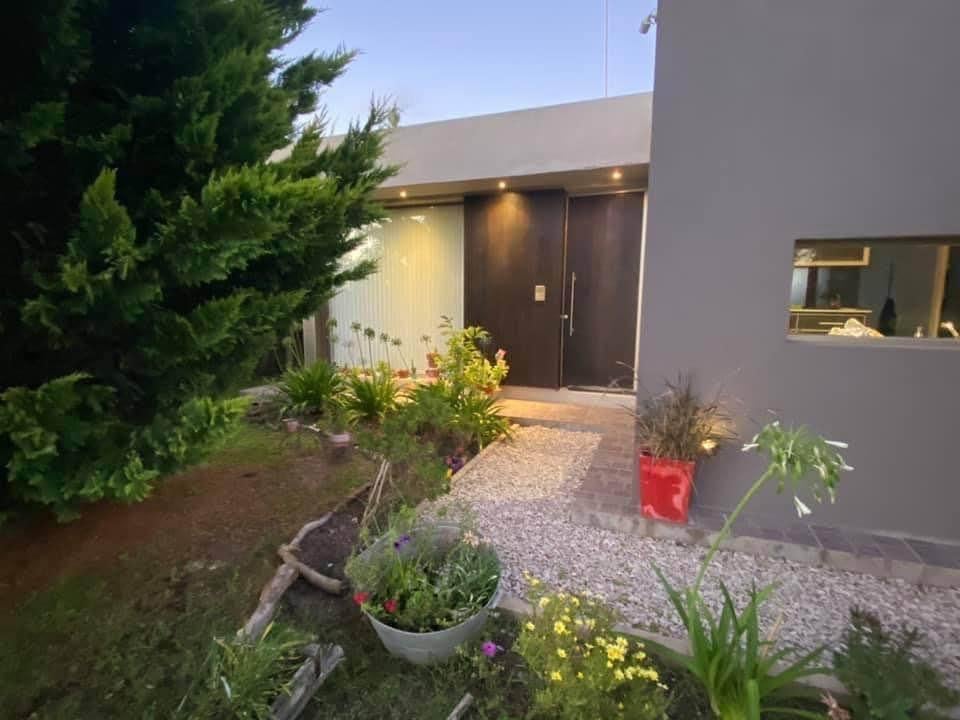 Foto de Venta de Casa en Country Posadas de los Lagos, imagen 2