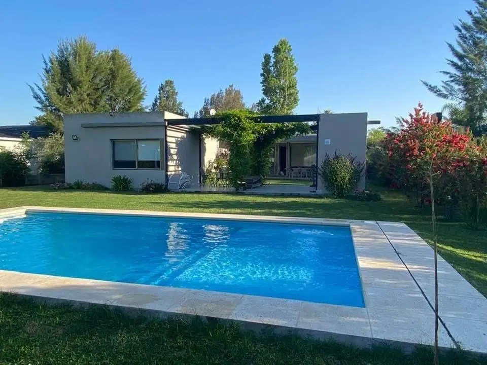 Venta de Casa en Country Posadas de los Lagos 1