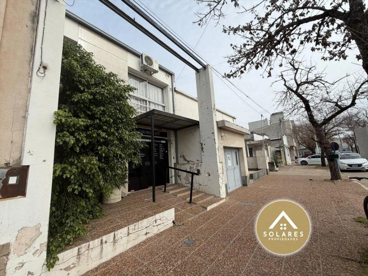Inmueble en excepcional ubicacion 3