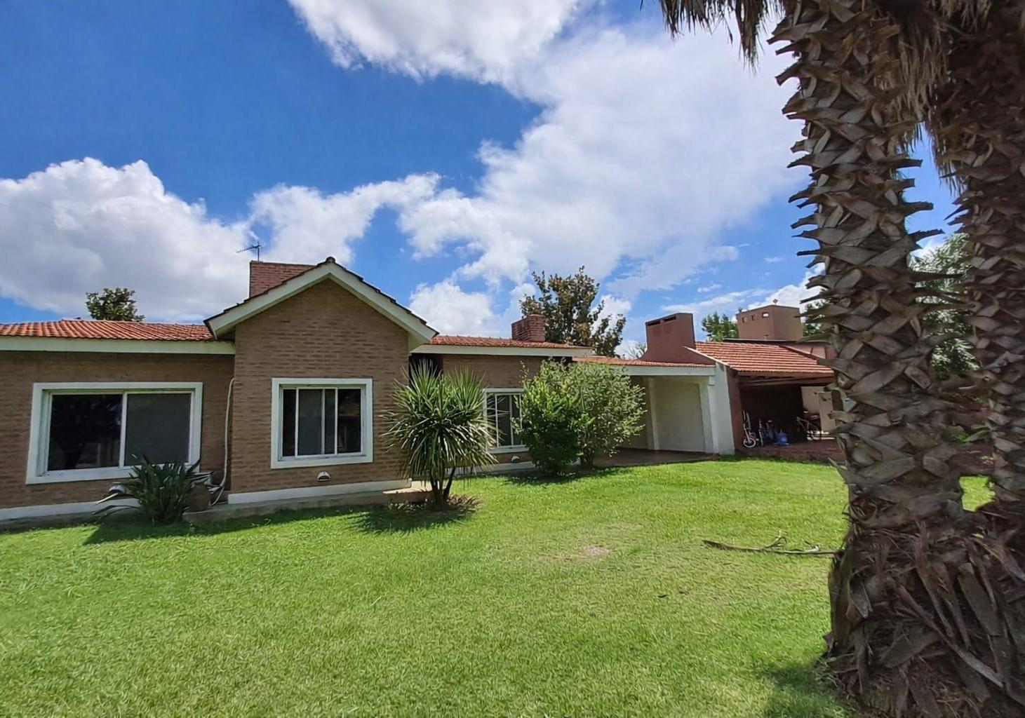 Foto de VENTA CASA COUNTRY SAN ISIDRO VILLA ALLENDE, imagen 2
