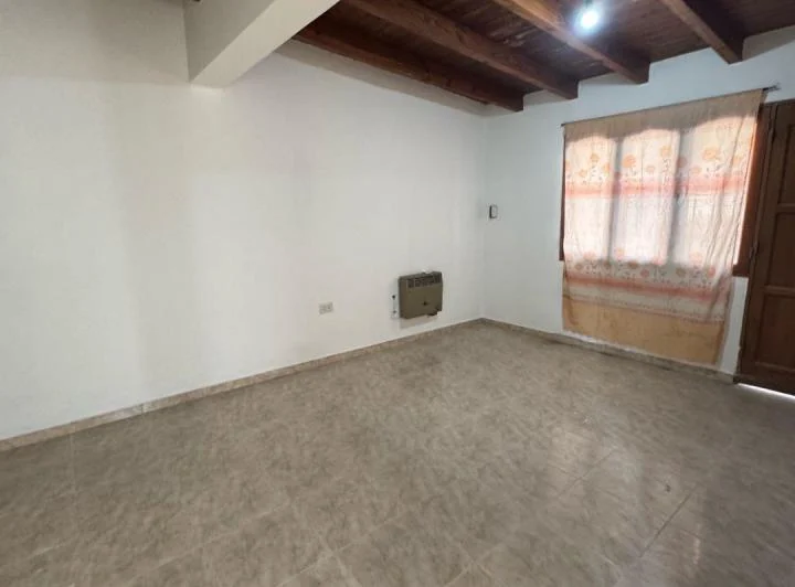 RealtyPlus Alquila Departamento Barrio San Francisco de Asis. Guaymall 4