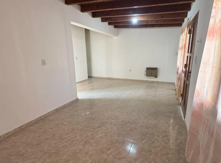 RealtyPlus Alquila Departamento Barrio San Francisco de Asis. Guaymall 1