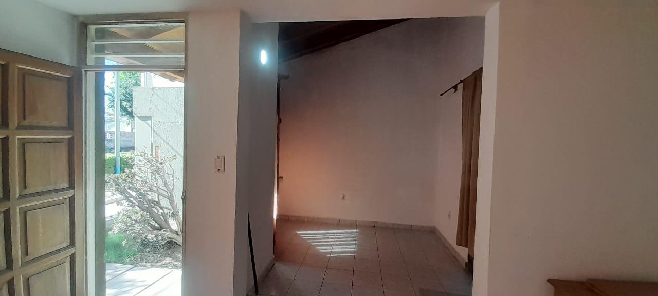 Foto de Casa en Venta de 3 Dormitorios, Barrio Covimet III, Godoy Cruz, imagen 2