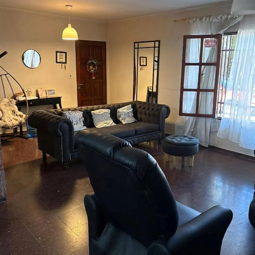 Casa en Venta 3 Habitaciones con Cochera en Ciudad, Mendoza 2