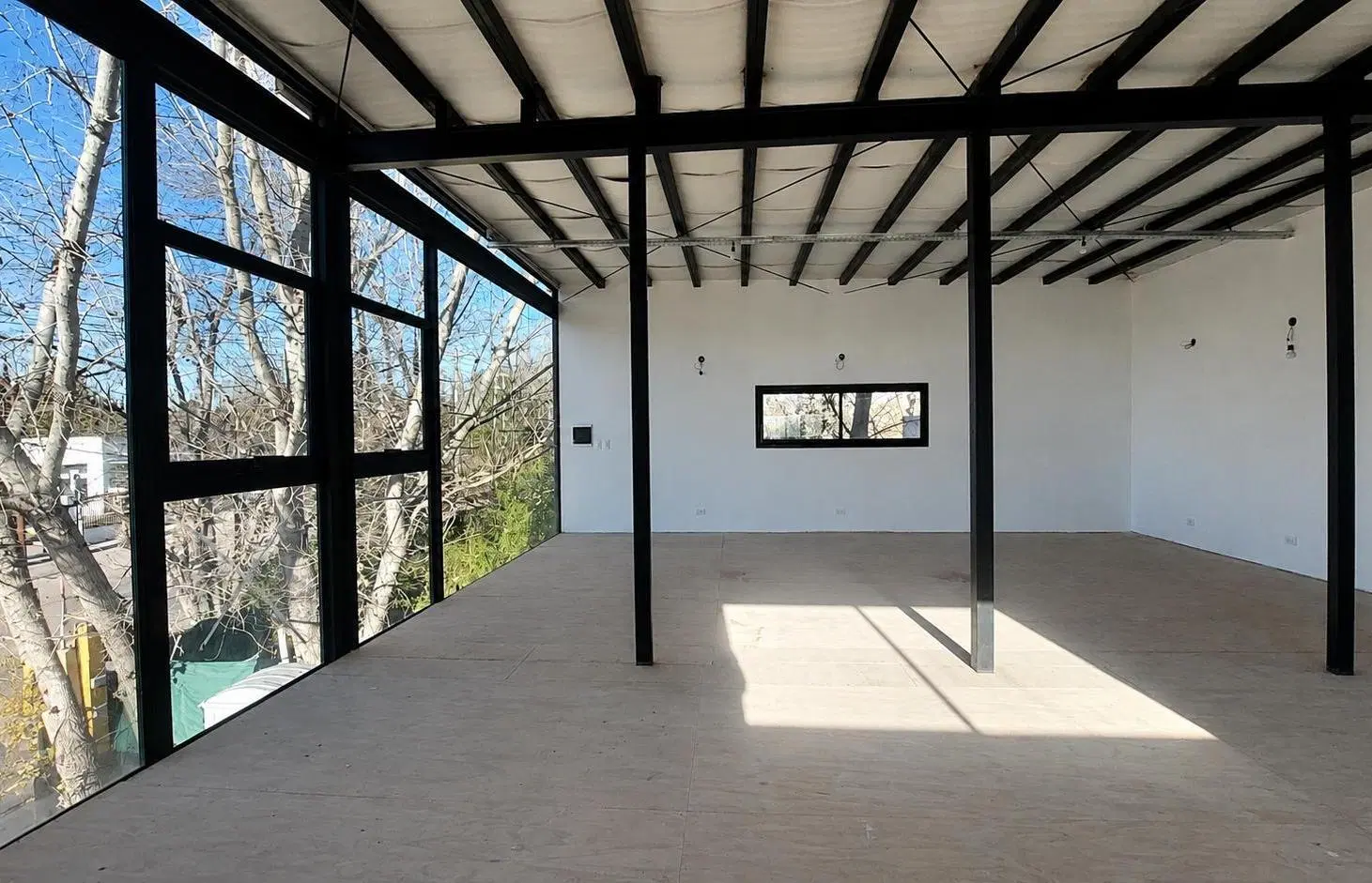 Oficina en Alquiler 70 m2 en Chacras de Coria, Luján 8