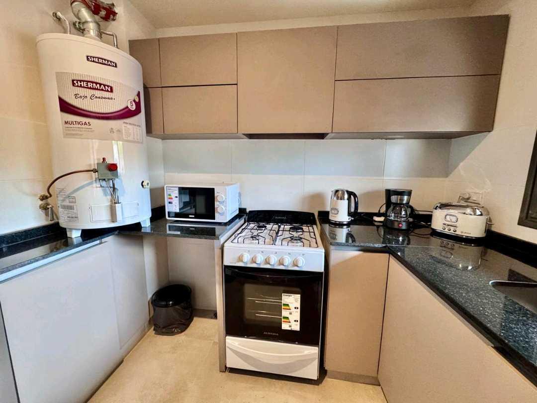 Foto de Departamento en Alquiler 2° piso por ascensor, amoblado, Sexta sección, imagen 1