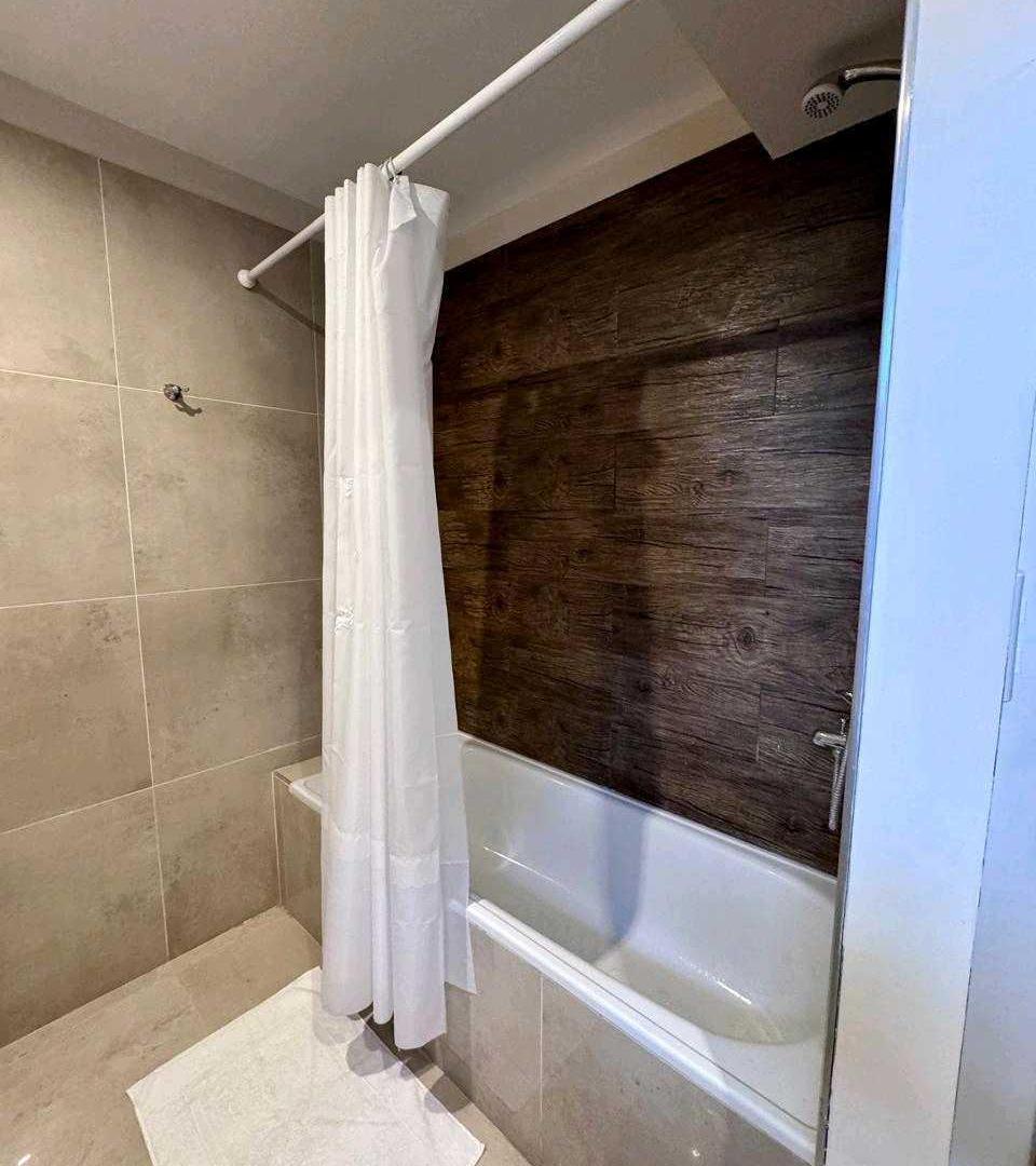 Foto de Departamento en Alquiler 2° piso por ascensor, amoblado, Sexta sección, imagen 4