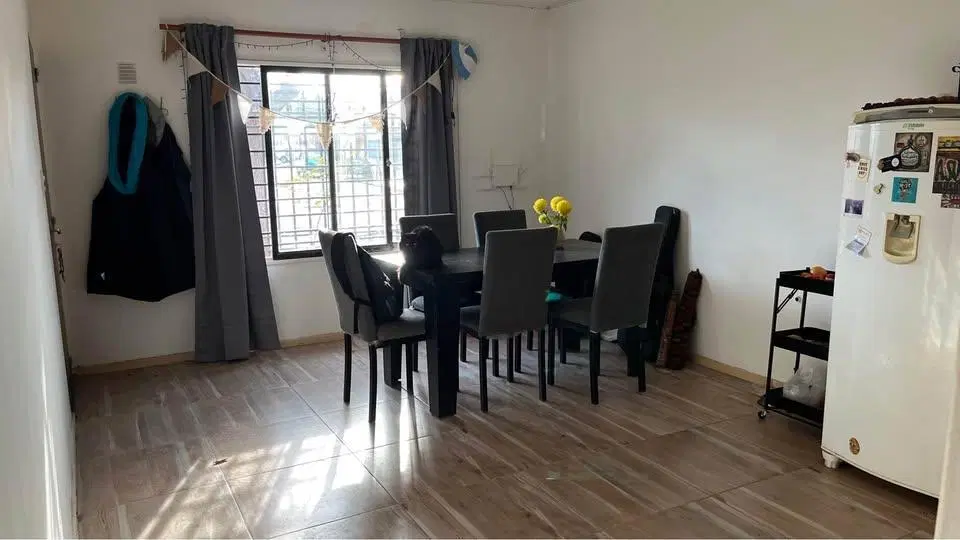 Casa en Venta 4 Dormitorios a 1 cuadra de Palmares, Godoy Cruz 2
