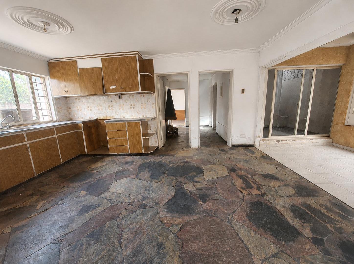 Foto de Casa en Venta 3 Dormitorios en Centro de Luján de Cuyo, imagen 3