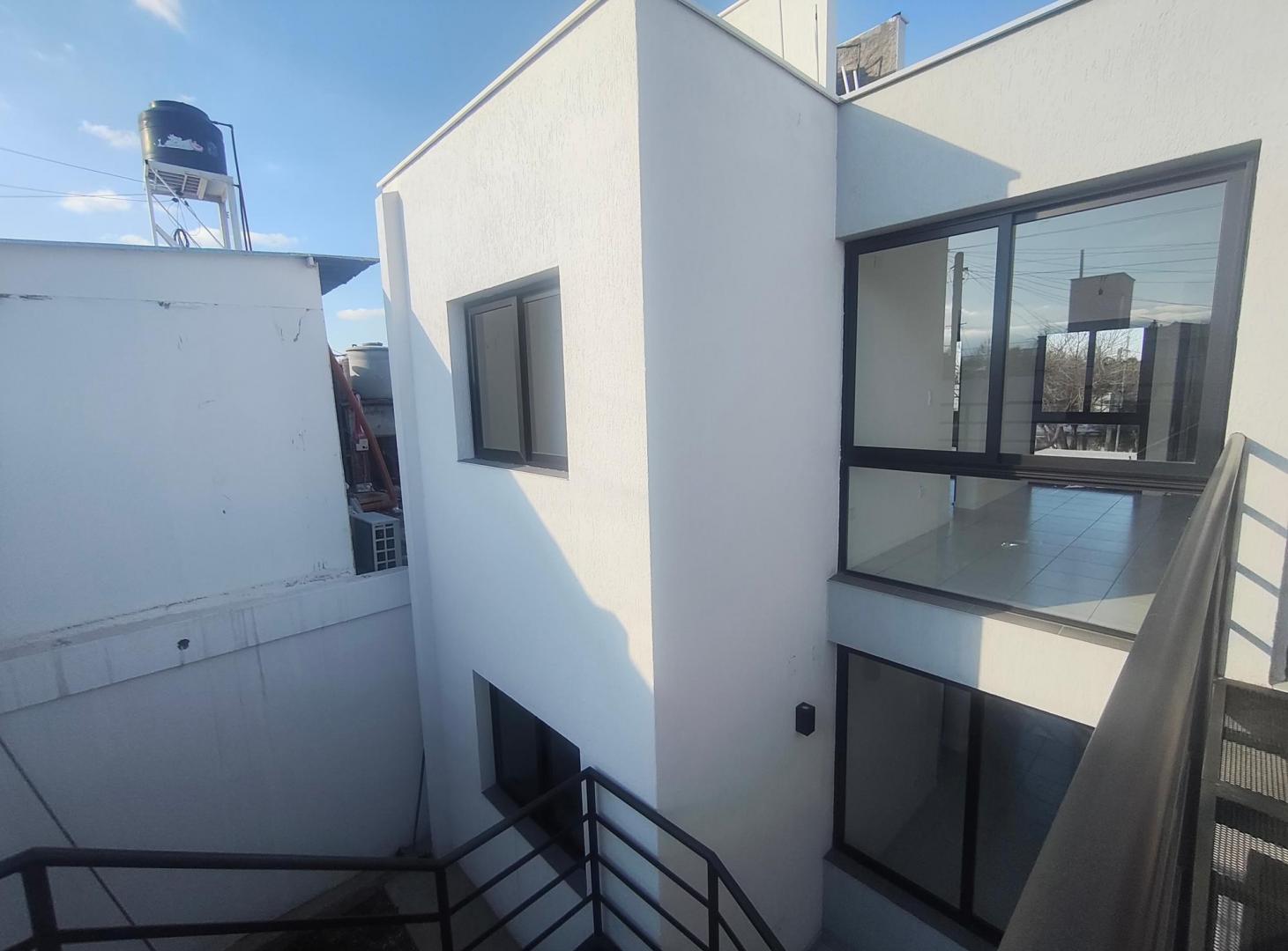 Foto de VENTA DE DEPARTAMENTOS EN GODOY CRUZ NUEVO DORMITORIO MÁS ESCRITORIO, imagen 3