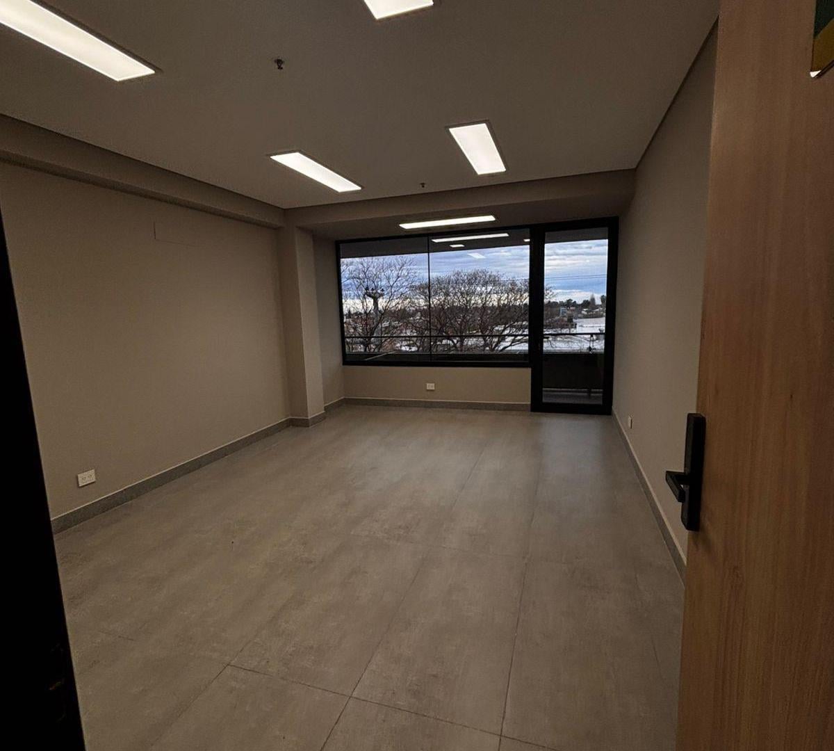 Foto de Oficina en Alquiler en edificio Foresta de Maipú, imagen 3