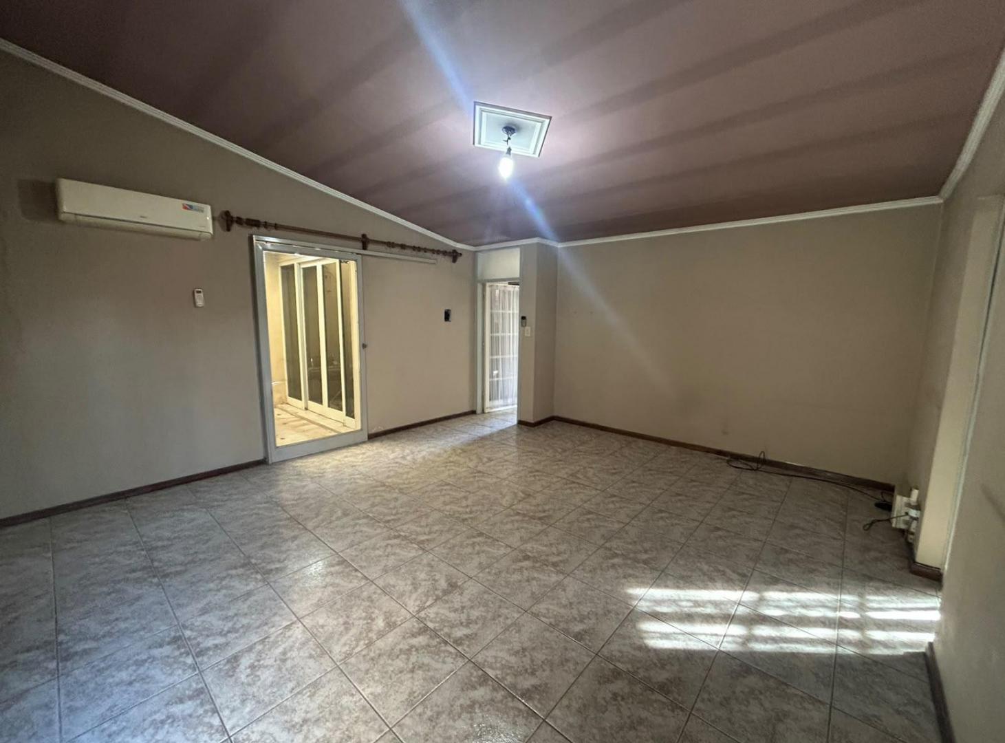Foto de Casa en venta en San Martin Mendoza CEC 4 ubicación inmejorable, imagen 5