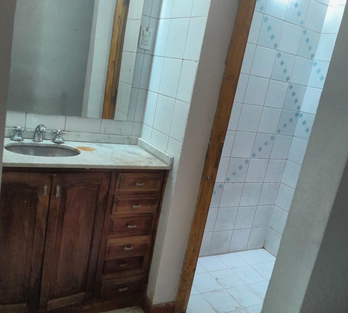Foto de Casa en Venta de 3 dormitorios con Jardín en Godoy Cruz, imagen 3