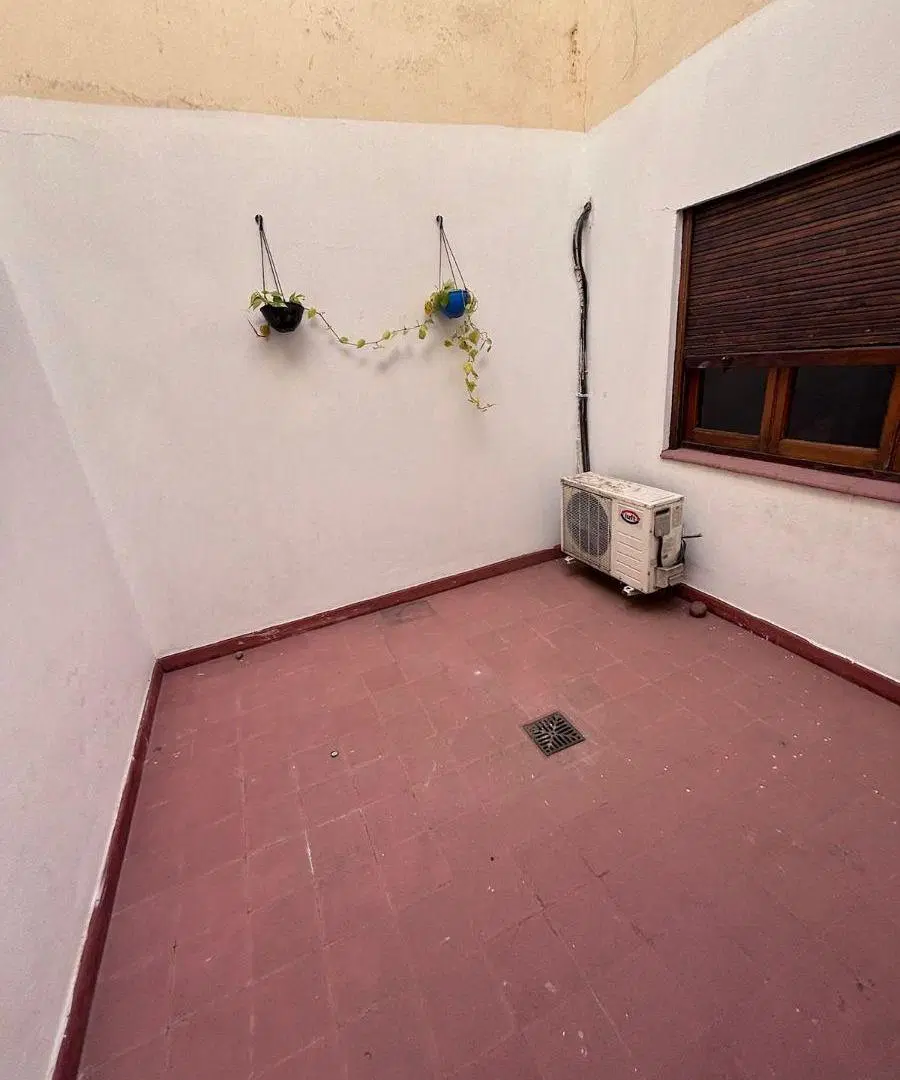 VENDO DEPTO, PLANTA BAJA 3 DOR. CON COCHERA 75.000 DÓL. 3