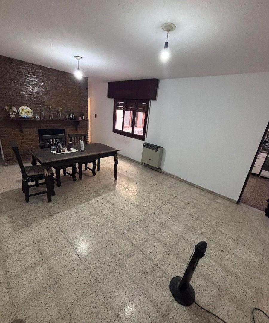 VENDO DEPTO, PLANTA BAJA 3 DOR. CON COCHERA 75.000 DÓL.