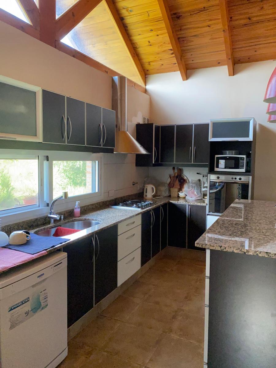 Foto de Oportunidad Única con Financiación!! casa con pileta y local, imagen 5
