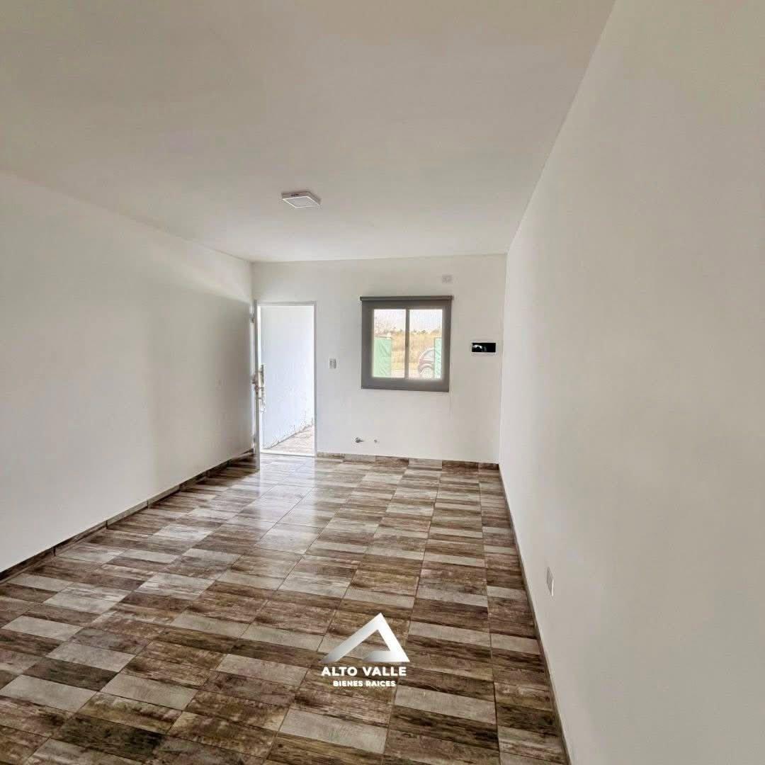 Foto de Casa a estrenar en venta de 2 dormitorios con galería y amplio terreno, imagen 3