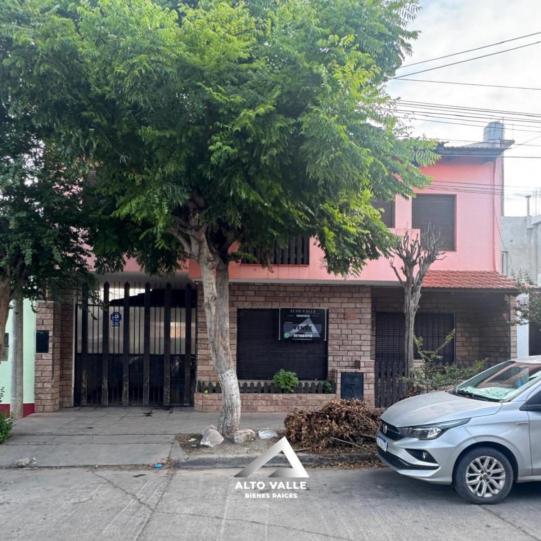 Foto de Casa con departamento independiente en Aniceto La Torre, imagen 2