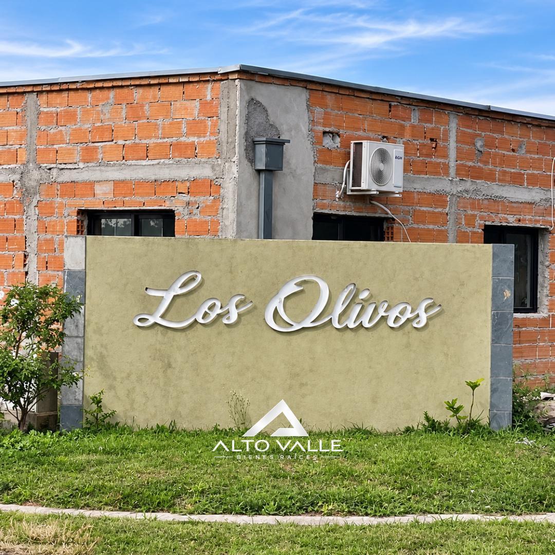 Foto de TERRENO EN ESQUINA EN VENTA – LOS OLIVOS- ZONA SUR, imagen 2