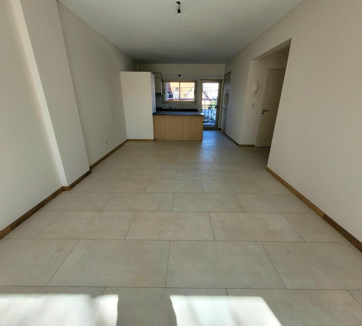 Piso 3 Amb Centro San Martin C/ Cochera y Terraza a Estrenar 2