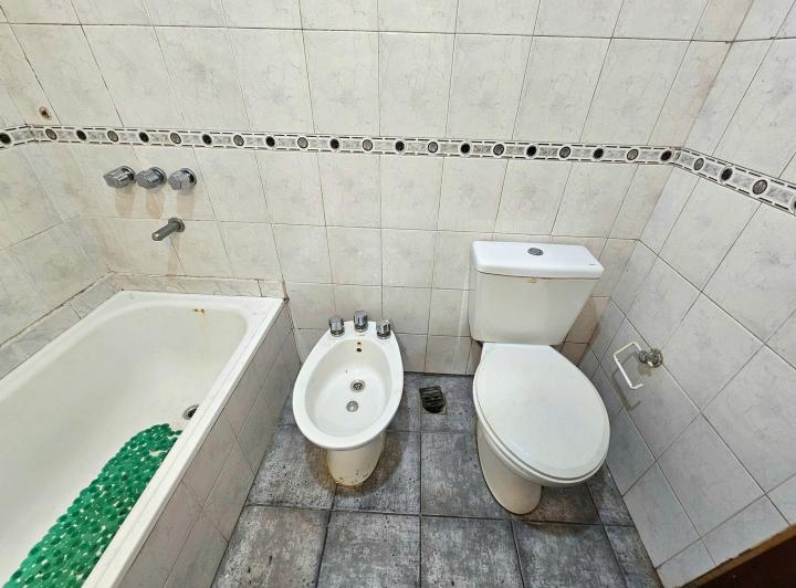 DEPTO 3 AMB EN 2 PLANTAS CON PATIO CON EXPENSAS INCLUIDAS 5