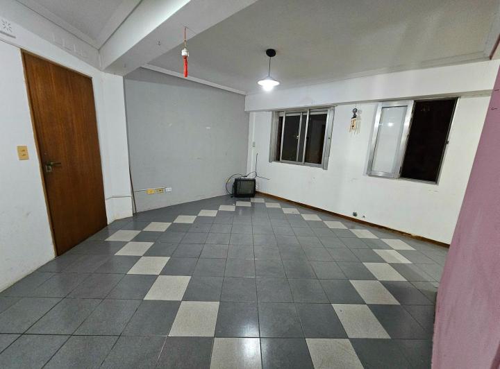 DEPTO 3 AMB EN 2 PLANTAS CON PATIO CON EXPENSAS INCLUIDAS 3