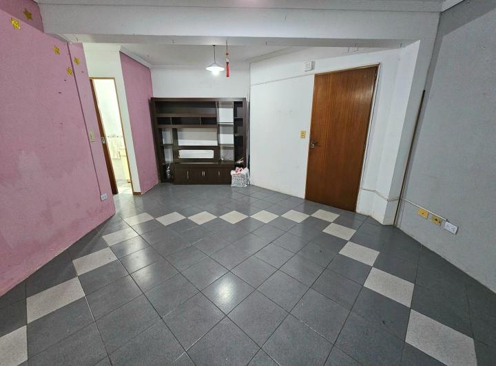 DEPTO 3 AMB EN 2 PLANTAS CON PATIO CON EXPENSAS INCLUIDAS 4