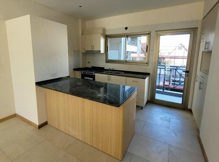 PISO 3 AMB A ESTRENAR EN CENTRO SAN MARTIN C/ COCH Y TERRAZA 3