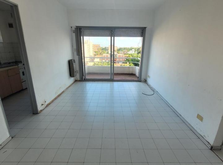 DEPTO 2 AMB EN VILLA BALLESTER CENTRO CON BALCON 5