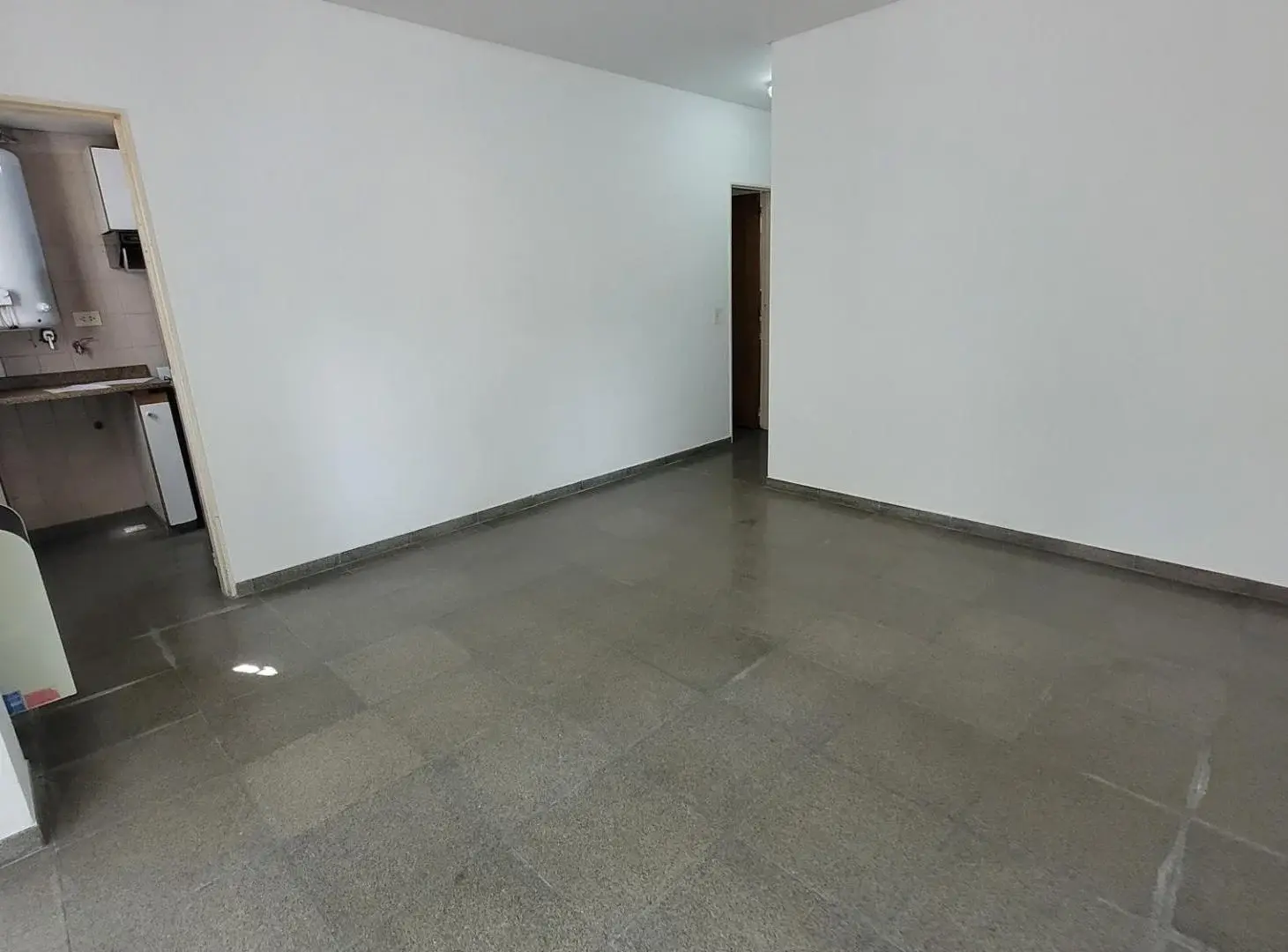 MONOAMB EN PLANTA BAJA, POCAS EXP, APTO PROF, SAN ANDRES 2