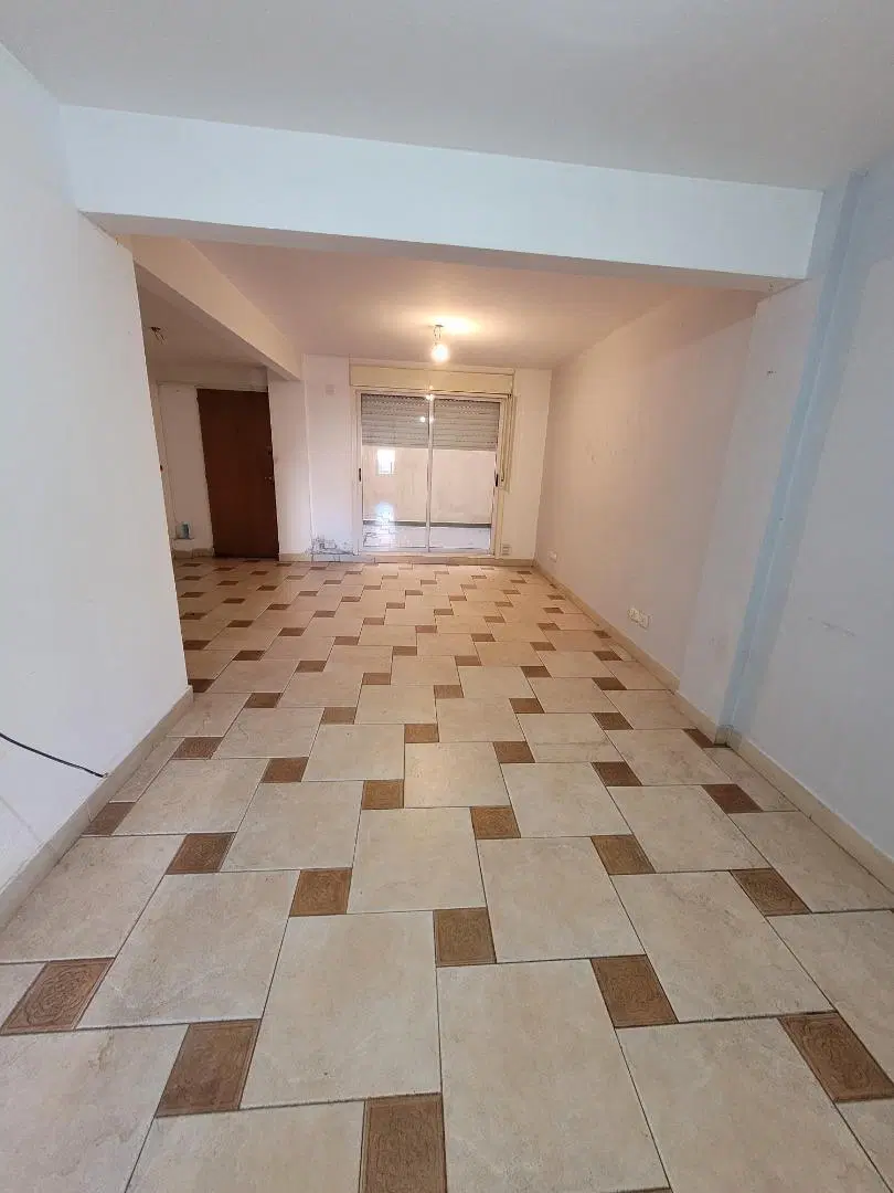 DEPTO 2 AMB EN VILLA BALLESTER CENTRO AL FRENTE, CON PATIO 2
