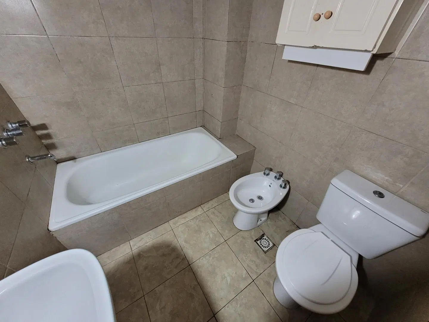 DEPTO 2 AMB EN VILLA BALLESTER CENTRO AL FRENTE, CON PATIO 5