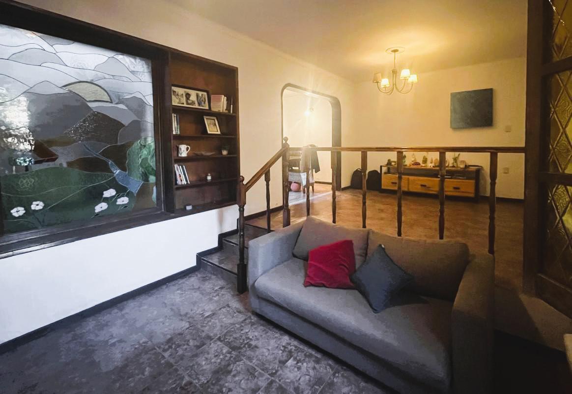 Hermosa Casa en Venta en Guaymallen 5