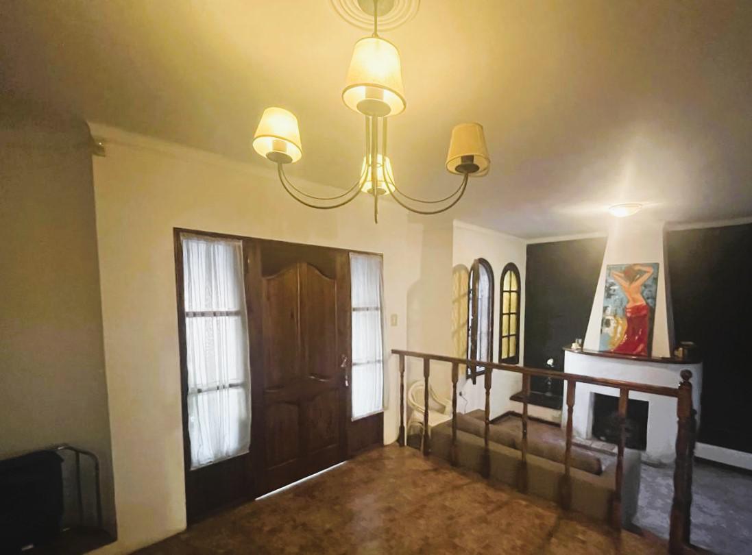 Hermosa Casa en Venta en Guaymallen 4