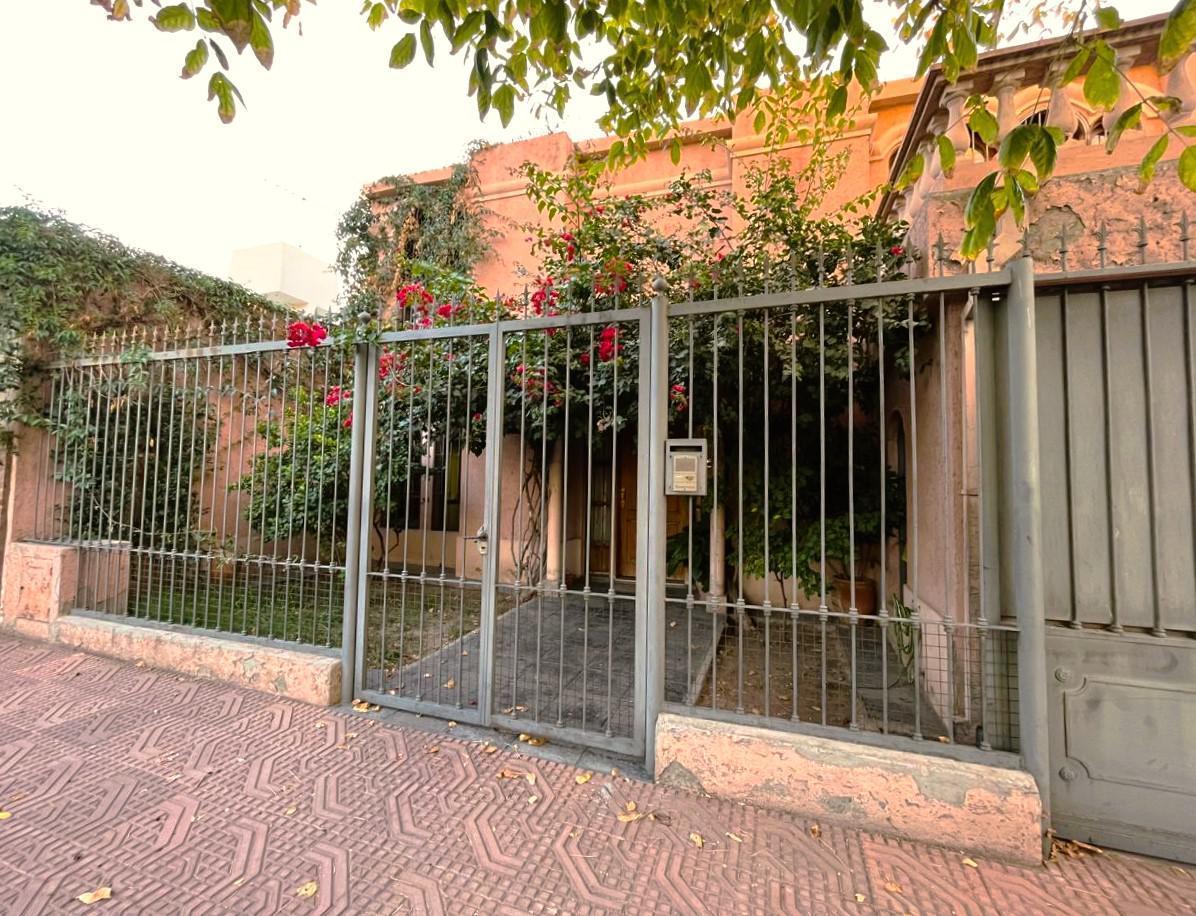Hermosa Casa en Venta en Guaymallen 1