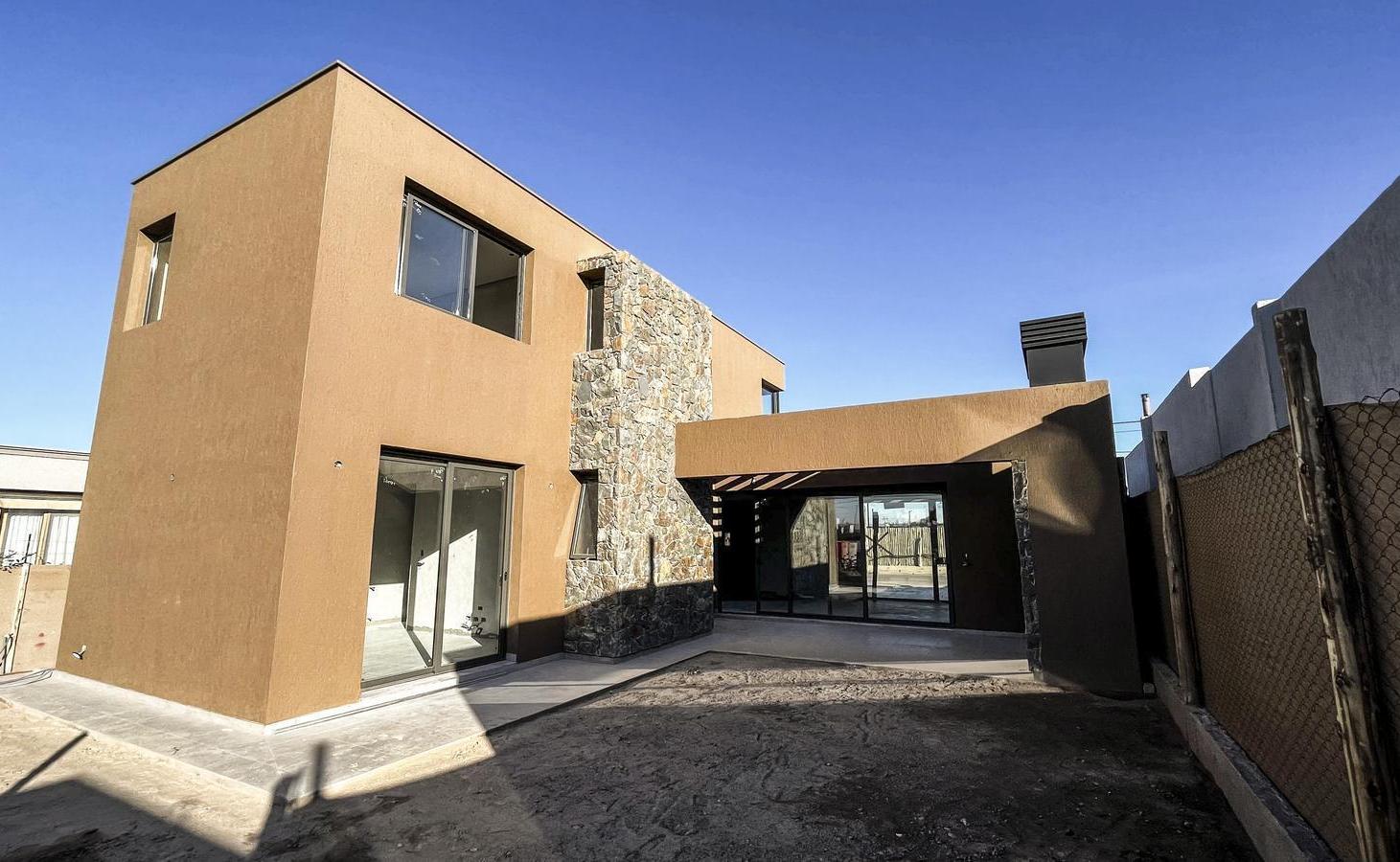 Foto de CASA EN CONSTRUCCION. BARRIO PRIVADO LAR DE TERRADA. CARRODILLA. LUJAN, imagen 3