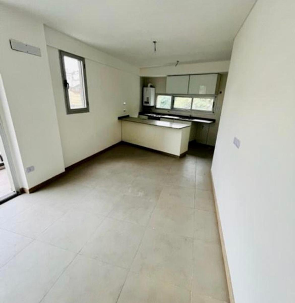 Foto de CABALLITO. TRES AMBIENTES A ESTRENAR. DOS BALCONES. DOS BAÑOS COMPLETOS., imagen 5