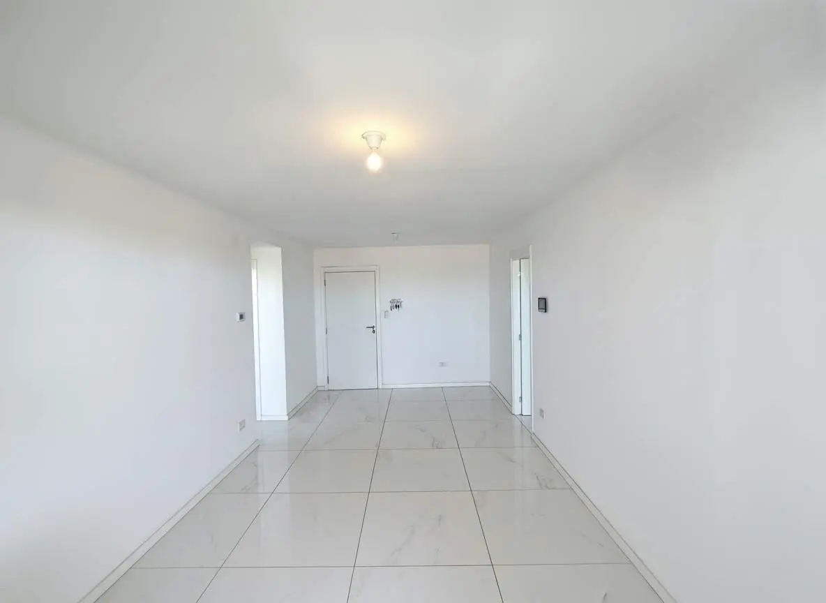 Departamento En Venta En La Diva De Gama - 2 Dormitorios 4