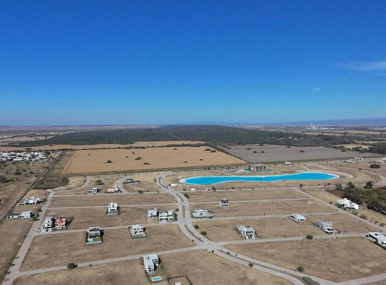 VENTA LOTE 550m EN ACQUAVISTA  FRENTE SUR  APTO PARA CONSTRUIR 5