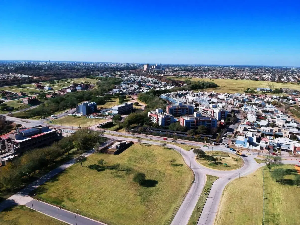 Lote en venta Rincones de Manantiales 266 m2 - APTO DUPLEX 5