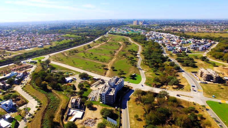 Lote en venta Colinas de Manantiales 320 m2 - APTO DUPLEX