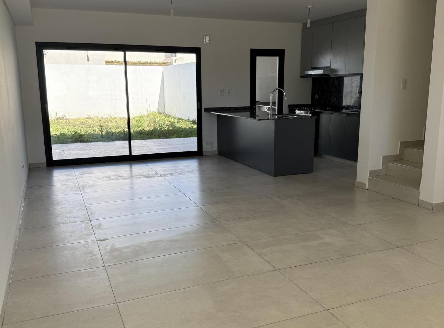 Foto de DUPLEX DE CATEGORIA 3 DORMITORIOS, 3 BAÑOS - DOCTA BOULEVARD, ETAPA 2, imagen 1
