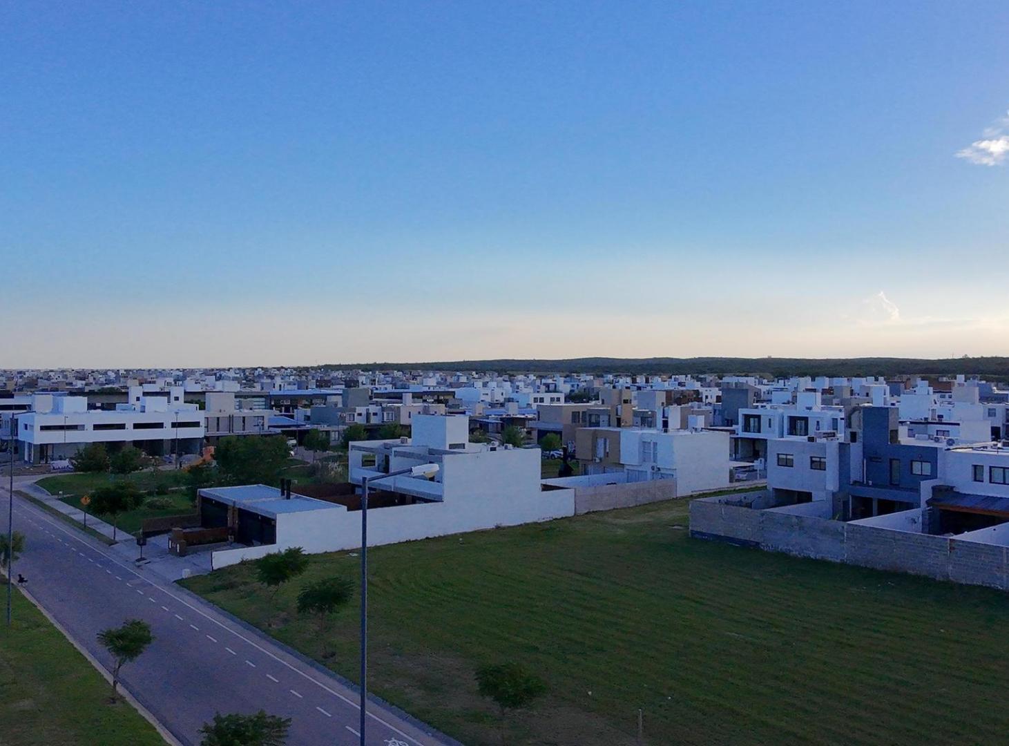 Foto de Venta de Lote Apto Comercial Docta Parque 360m2., imagen 3